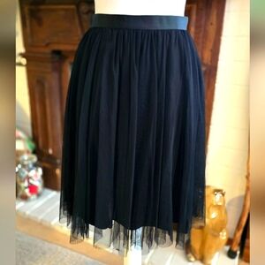 French Connection Tulle Knee Length Skirt Size 2 EUC